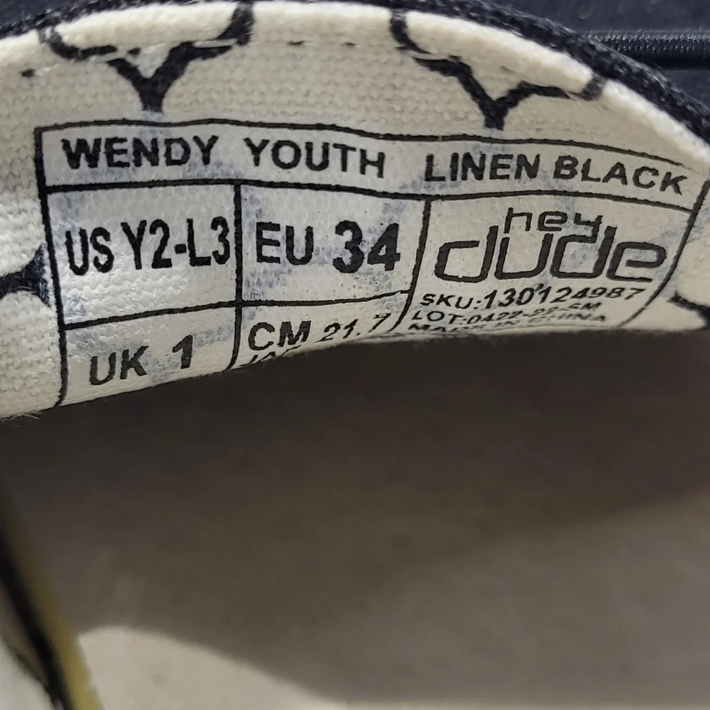 HEY DUDE WENDY YOUTH LINEN BLACK SLIP-ON CASUAL SHOES SIZE 2/LADIES 3
